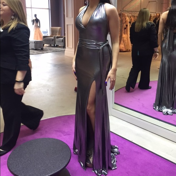 JOVANI MASLAVI GOWN - Picture 1 of 2